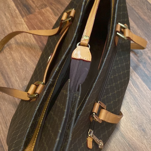 Rioni Italian Leather Bag - Picture 8 of 16